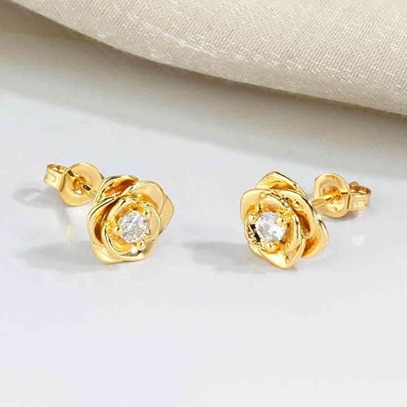 Brinco Flor folheado a ouro 18k 5 Brinco Flor folheado a ouro 18k - Imagem 5