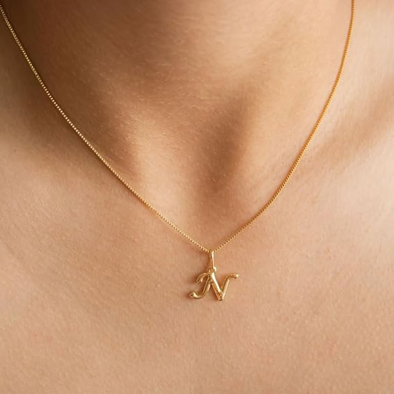 Colar Letra N Banhado a Ouro 18k 2 Colar Letra N Banhado a Ouro 18k - Imagem 2
