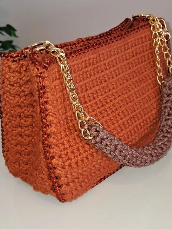 Bolsa de Crochê com Alça detalhes dourados 4 Bolsa de Crochê com Alça detalhes dourados - Imagem 4