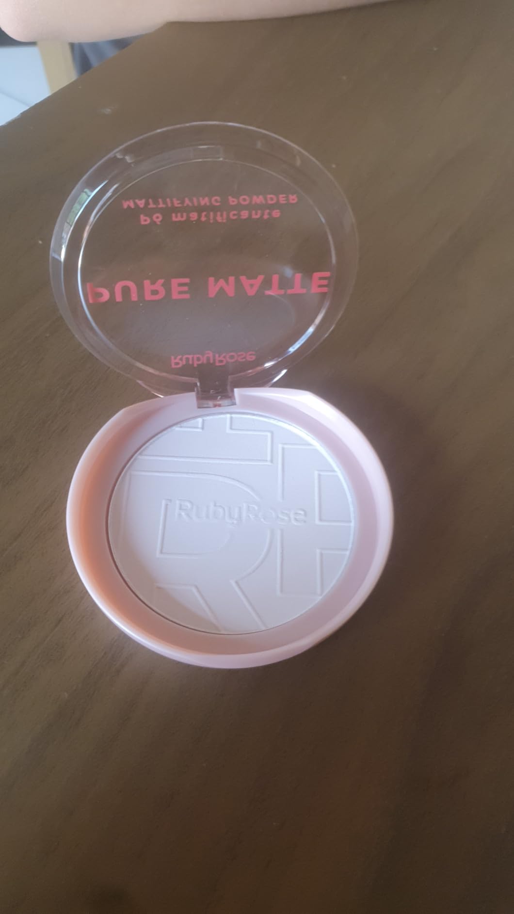 Pure Matte Ruby Rose Pó Compacto Matificante Hbm402 Radiant Kiss 7 Pure Matte Ruby Rose Pó Compacto Matificante Hbm402 Radiant Kiss - Imagem 7