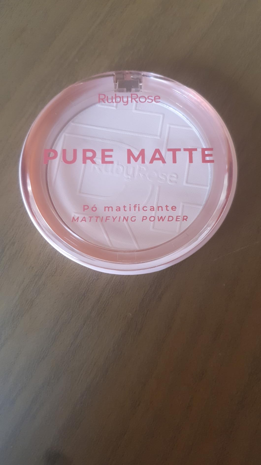 Pure Matte Ruby Rose Pó Compacto Matificante Hbm402 Radiant Kiss 6 Pure Matte Ruby Rose Pó Compacto Matificante Hbm402 Radiant Kiss - Imagem 6